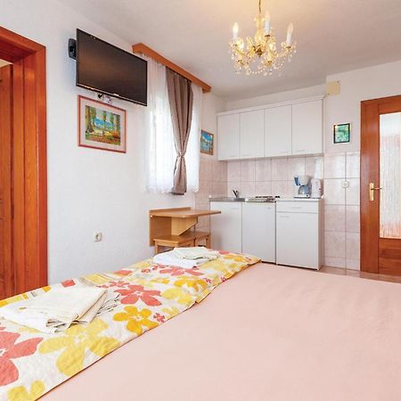 Stunning Apartment In Crikvenica With Wifi Zewnętrze zdjęcie
