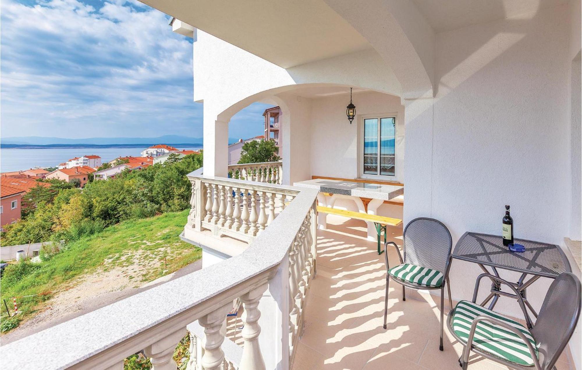 Stunning Apartment In Crikvenica With Wifi Zewnętrze zdjęcie