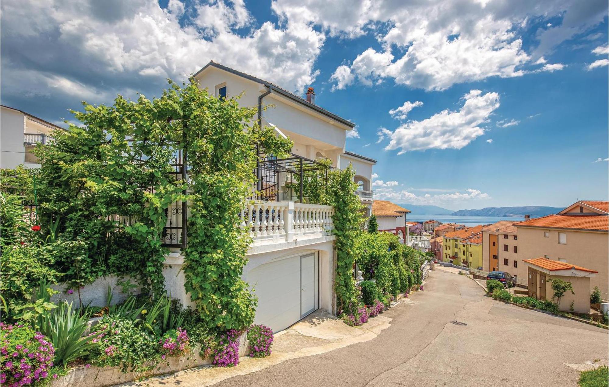 Stunning Apartment In Crikvenica With Wifi Zewnętrze zdjęcie
